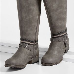 Maurices wide leg boots